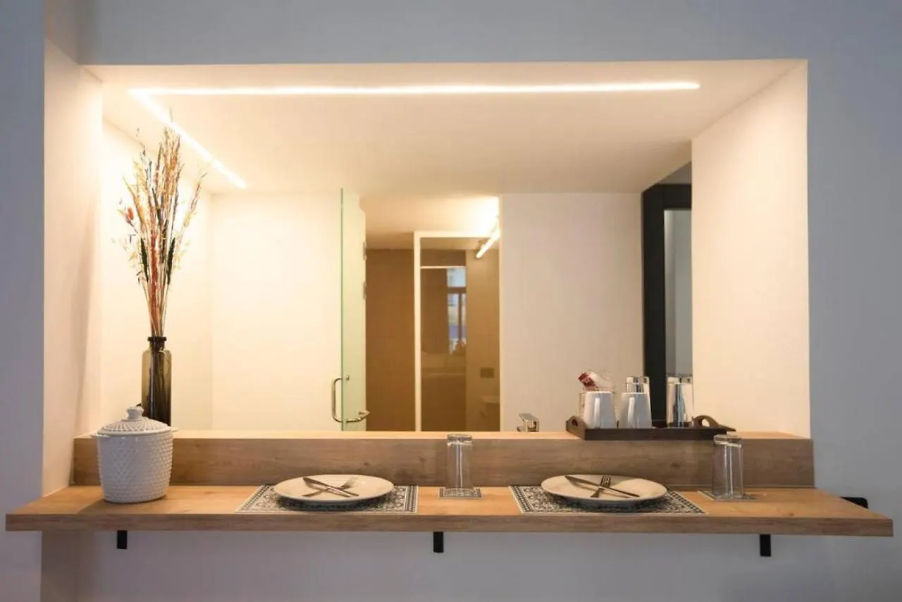Apartment Anoor 208 , Anoor Studio In Gemmayze Beirut Lebanon
